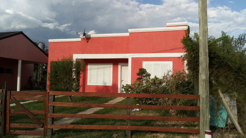 Imagen 2 de 4 de Terreno Con Dos Propiedades, Acto Para Vivienda Permanente.