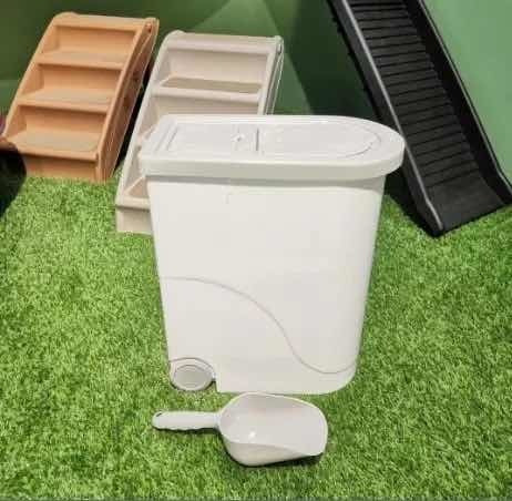 Imagen 2 de 8 de Contenedor Para Alimentos De Perros 23 Lts Envios T/pais