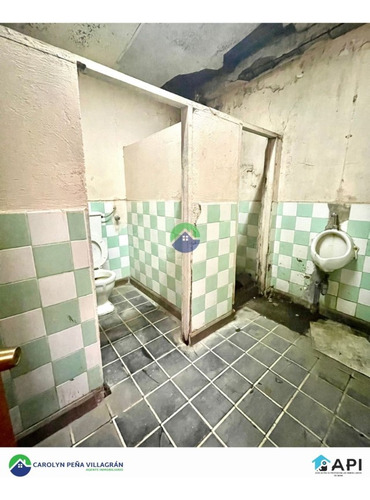 Terreno Con Galpón, Bodegas Y Oficinas, Loreno Arenas