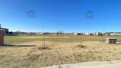 Terreno Lote  En Venta Ubicado En Santa Lucia, Pilar Del Este, G.b.a. Zona Norte