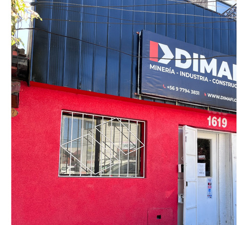 Barrio Comercial A Tres Cuadras Del Plan De Viña Del Mar.