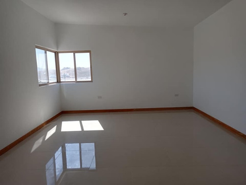 Imagen 8 de 17 de Casa Nueva En Venta Bosques Del Valle Iii, Frente A Parque
