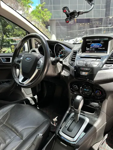 Ford Fiesta 1.6 Hatchback Titanium