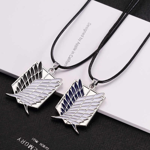 Imagen 3 de 3 de Collar Shingeki No Kyojin Ataque A Los Titanes