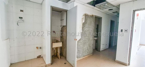 Imagen 12 de 13 de Local En Alquiler Los Chaguaramos 23-6550 Renta House Los Samanes