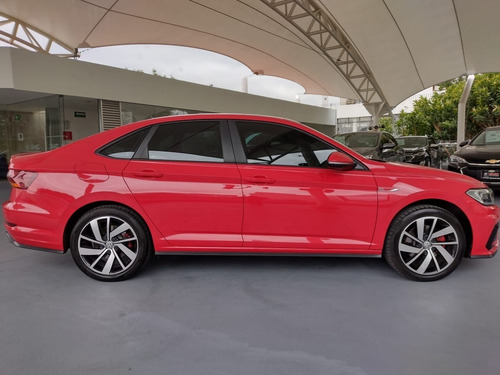 Imagen 3 de 14 de Volkswagen Jetta Gli 2020