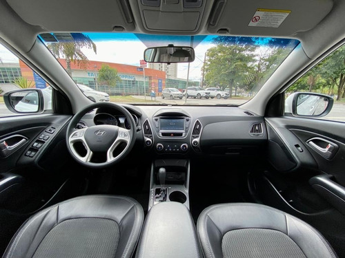 Imagem 6 de 9 de Ix35 Gl 2.0 Flex Aut - Mônaco Automóveis