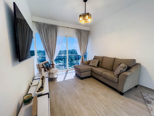 Renta Larga Penthouse Hard Rock Punta Cana (coral Bay), 2 Dormitorios