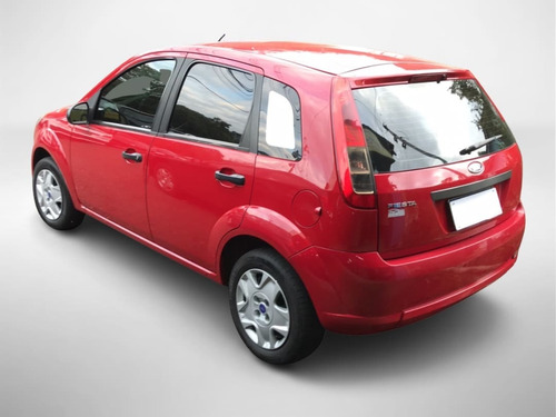 Imagem 4 de 11 de Ford Fiesta 1.0 8v Flex