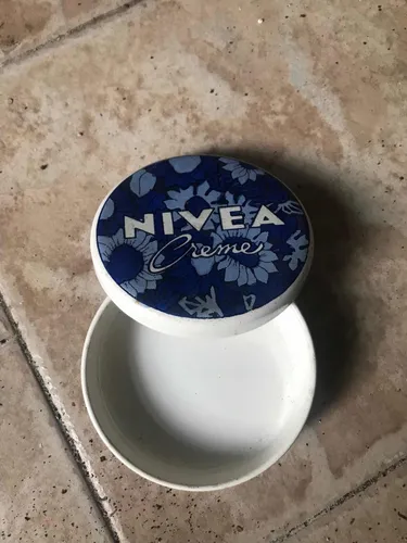 Alhajero Cerámica Con Propaganda De Nivea Crème