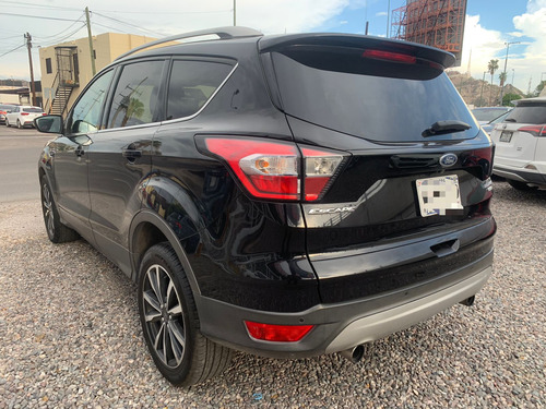 Ford Escape 2.5 Titanium At