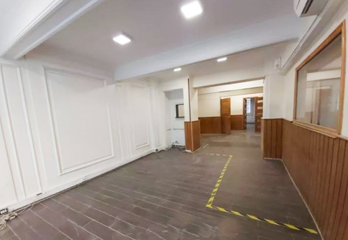 Arriendo Oficina Ahumada Con Moneda 6 Privados, 4 Baños