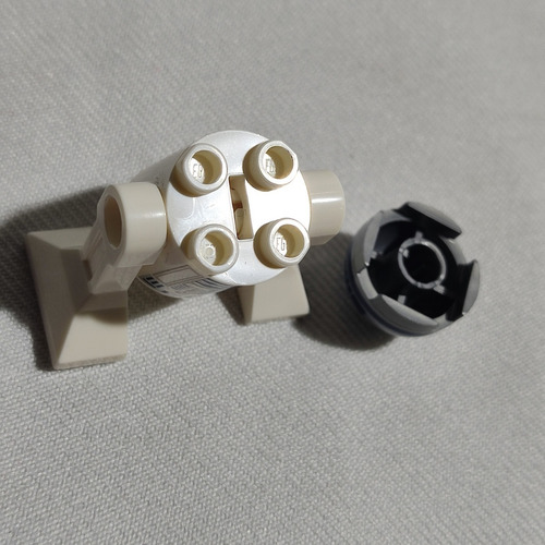 Lego Original Flash, Friends Y R2-d2 Con Mse-6 Vrs 1492 (Usado)