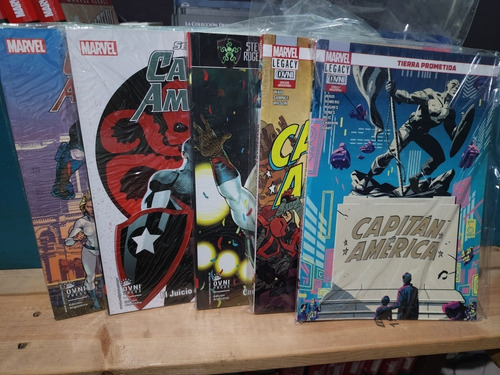 Lote Capitan America  + Nuevos Y Distintos Avengers 