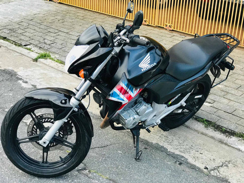 Imagem 1 de 4 de Honda Cb