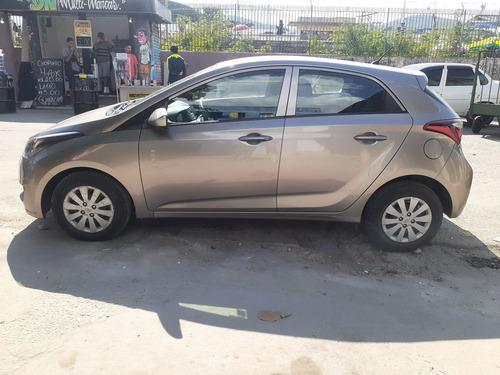Imagem 4 de 6 de Hyundai Hb20 2019 1.0 Unique Flex 5p