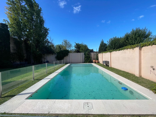 Casa 3 Ambientes En Venta - Pueblo Nuevo - Luján
