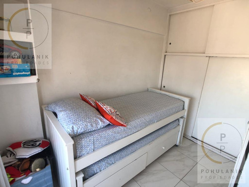 Duplex 4 Ambientes En Flores. Sobre Av. Avellaneda. Oportunidad!