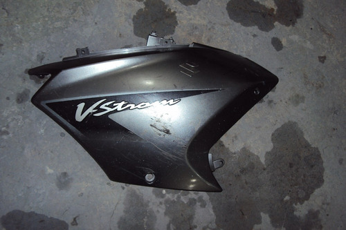 Tapa De V-strom Lado Izquierdo Cod 94431-27g00 L