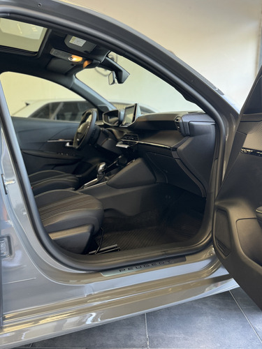 Peugeot 208 1.0T Gt