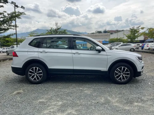 Volkswagen Tiguan Allspace Trendline 1.4 Tsi 2wd