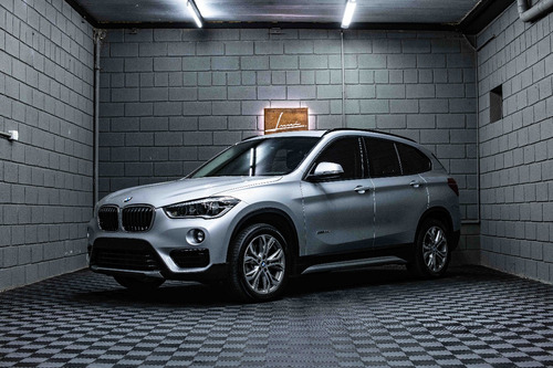 BMW X1 2.0 Sdrive 20i Sportline 192cv