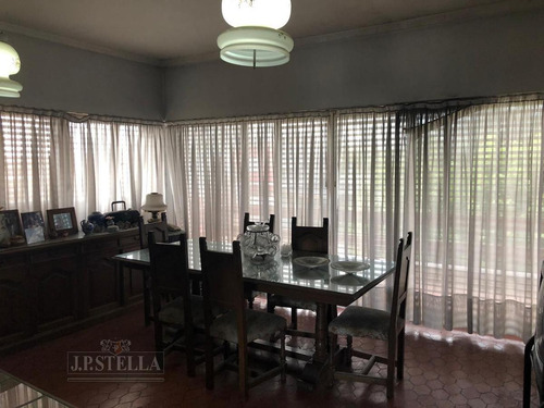 Imagen 5 de 17 de Casas 5 Ambientes - C/cochera - Lote 10x36.50 - 291 M² Cub. - San Justo