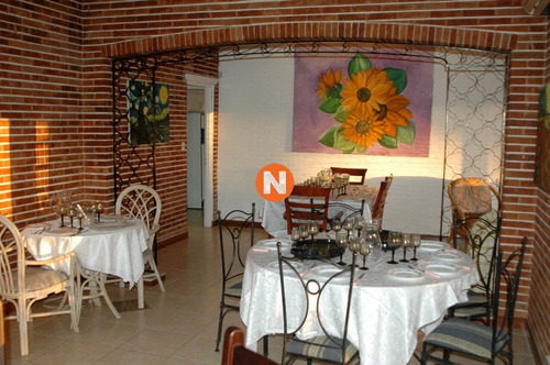 Casa En Venta Y Alquiler, Bo. Cordoba, Maldonado, 12 Dormitorios.- Ref: 206134