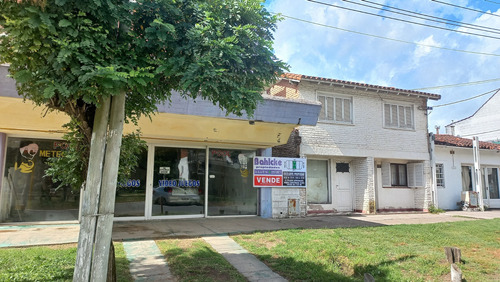 Se Vende Importante Local En Villa Gesell !!!