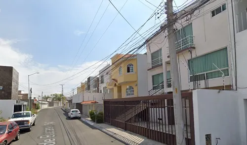 Oportunidad De Inversión, Venta De Casa En Tejada, Querétaro. Remate Bancario