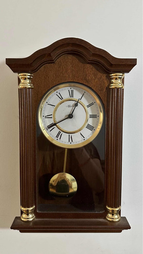 Antiguo Reloj De Pared Con Pendulo Hermle Germany