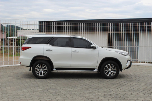 Imagem 5 de 15 de Toyota Hilux Sw4 Srx A 4 Fd