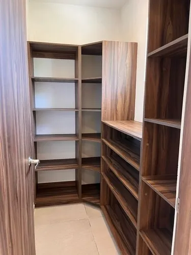 Casa En Venta En Real Del Bosque, Sótano, 4 Recámaras, 4.5 Baños, Equipada, Lujo