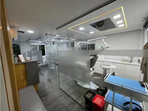 Vendo Consultorio Odontologico Laureles Carrera 70