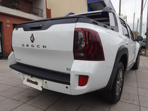 Imagen 7 de 15 de Renault Duster Oroch Outsider Plus 2.0 { 1er Dueño }