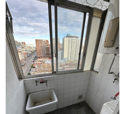 Alquiler Temporario - Departamento 3 Ambientes S/amoblar C/balcón - Av. Cabildo 2400 - Belgrano