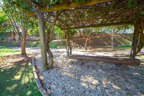 Casa Com 3 Dormitórios À Venda, 210 M² Por R$ 880.000 - Condomínio Terras De São Francisco - Vinhedo/sp - Ca0860