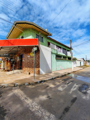 Sobrado Com 1 Casa E Ponto De Comércio Funcionando