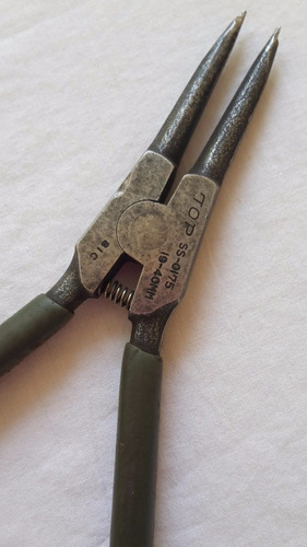 Pinza Para Anillos De Retención (Usado)