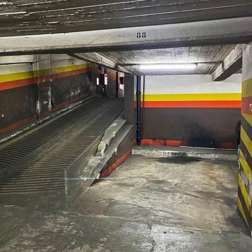 Imagen 2 de 4 de Venta Cochera Cubierta Ubicada En San Nicolás