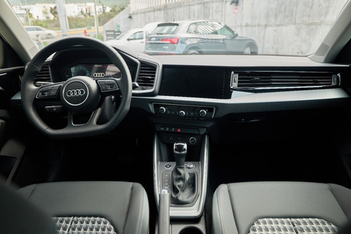 Imagen 7 de 15 de Audi A1 Sportback 35 Tfsi Ego