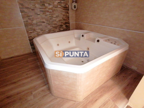 Imagen 23 de 24 de Apartamento Reciclado En Excelente Ubicación