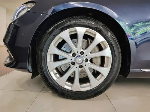 Mercedes-Benz Clase E 2.0 200 Cgi Exclusive At