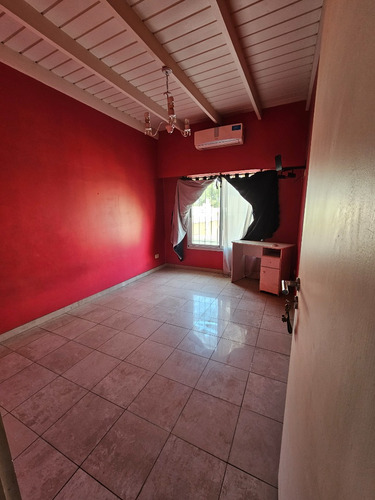 Casa De 5 Ambientes + Galpón Venta En Block
