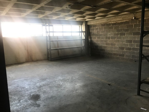 Imagen 2 de 4 de Planta Industrial En Alquiler Guaicay 50 M2