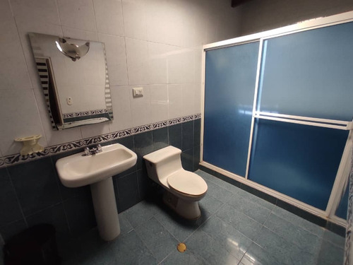 Imagen 9 de 12 de Hermosa Casa En La Candelaria // 04146878567