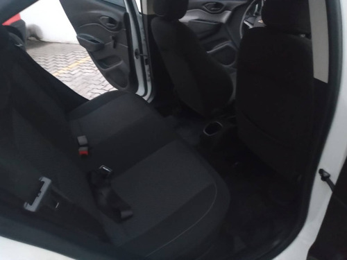 Imagem 7 de 11 de Chevrolet Onix 1.4 Mpfi Lt 8v Flex 4p Manual