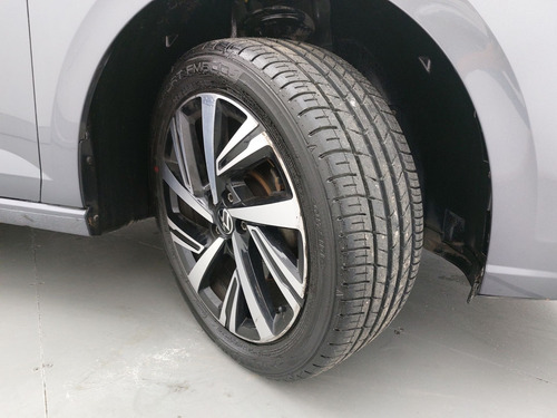 Volkswagen Virtus 1.0 200 TSI HIGHLINE AUTOMÁTICO