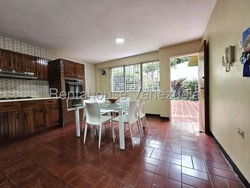 Casa En Venta En Lomas De Chuao Mls 26-386