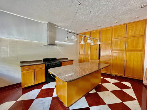 Imagen 16 de 30 de En El Vergel, Gran Casa En Venta